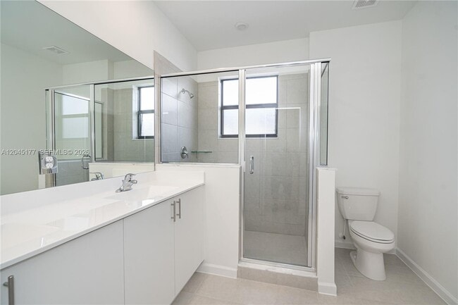 Building Photo - 270 SW 159th Pl