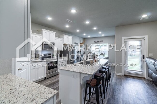 Building Photo - 439 N Otoe St