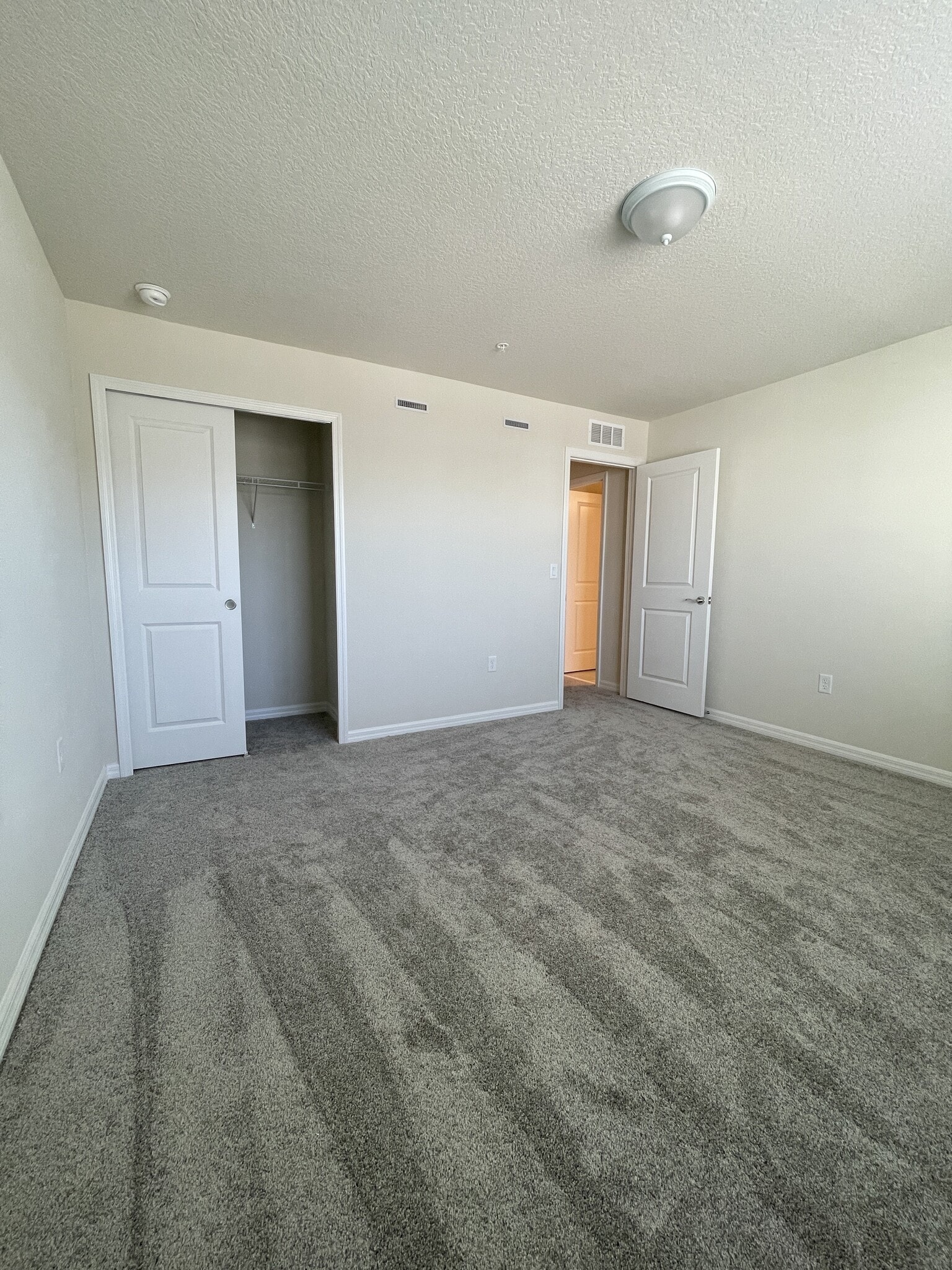 Building Photo - 3156 Emerald Acres Ln