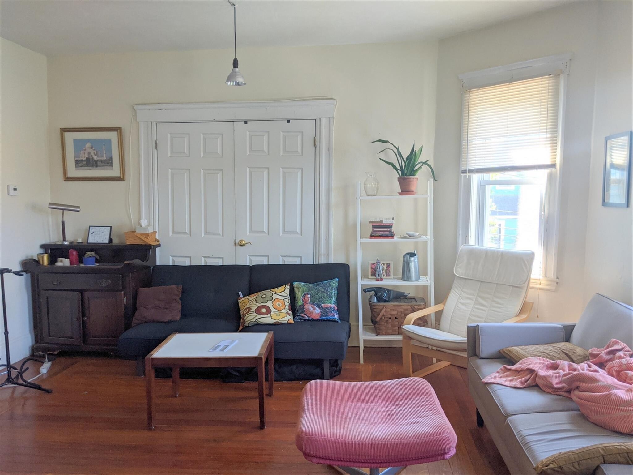 Building Photo - 64 Linden Ave