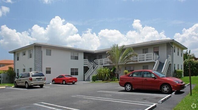 Primary Photo - 8502 NW 35th St