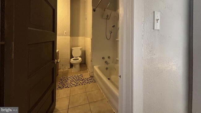 Building Photo - 5581 Blakemore St