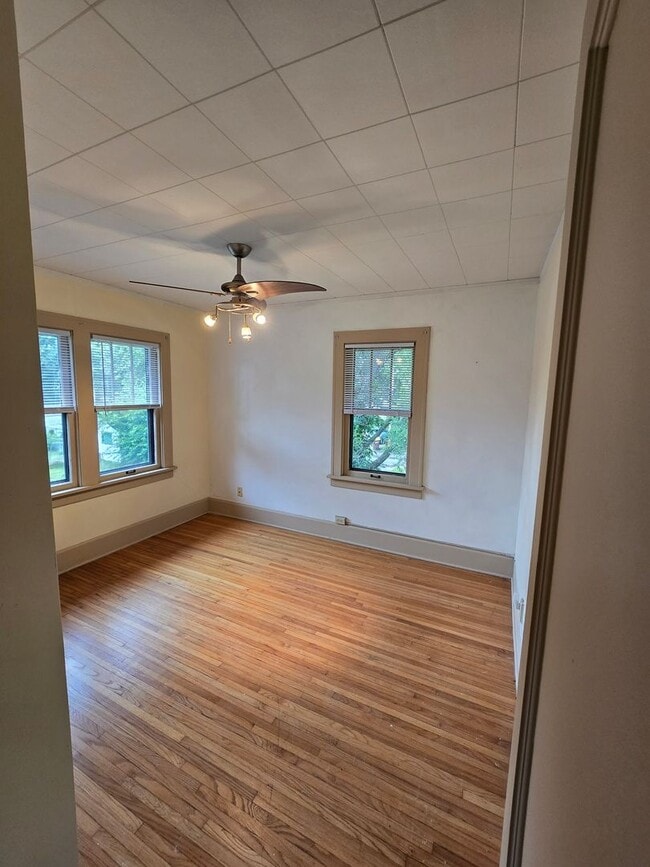 Building Photo - 1405 N Court St