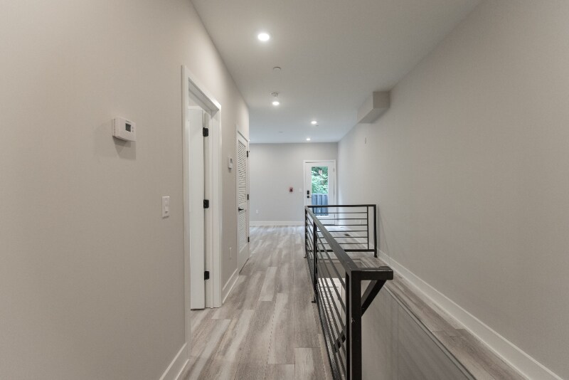 Primary Photo - 665 N 35th St