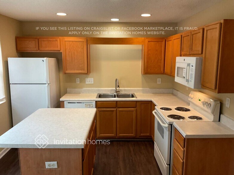 Building Photo - 8218 Rudolph Rd