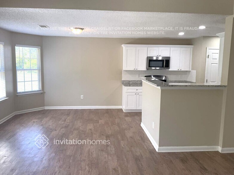 Building Photo - 2055 Registry Ct