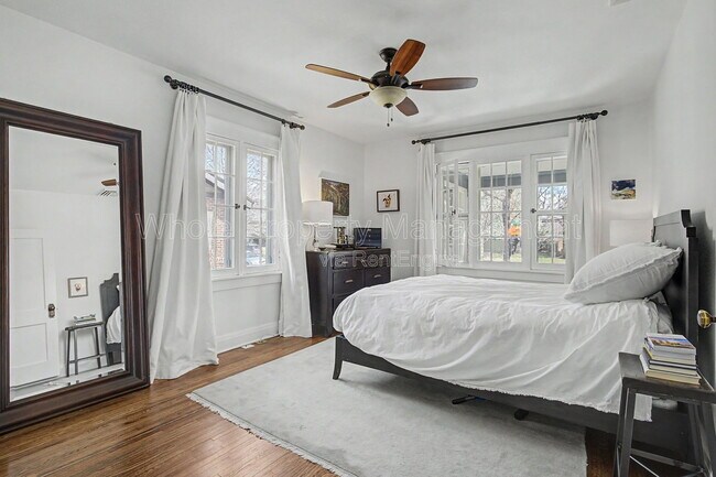 Building Photo - 449 Lafayette St