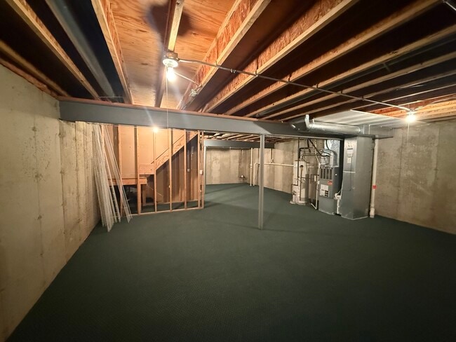 Building Photo - 272 Bay Dr