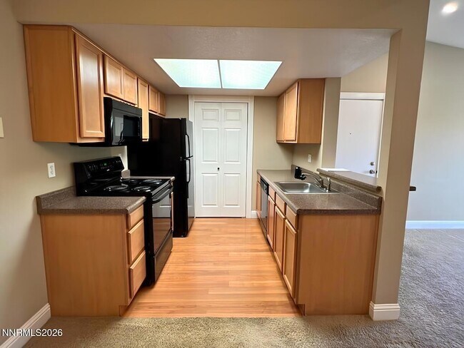 Building Photo - 555 E Patriot Blvd