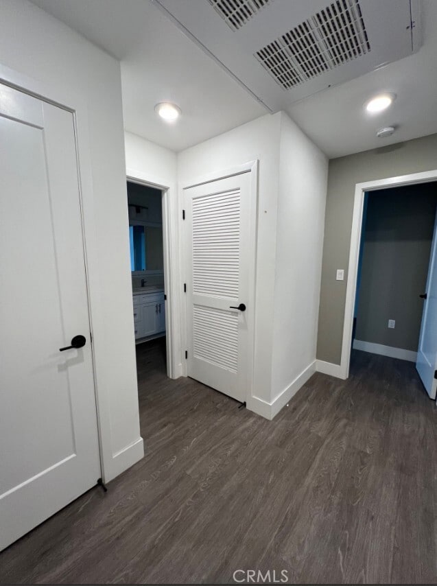 Building Photo - 8016 Santa Fe Springs Rd