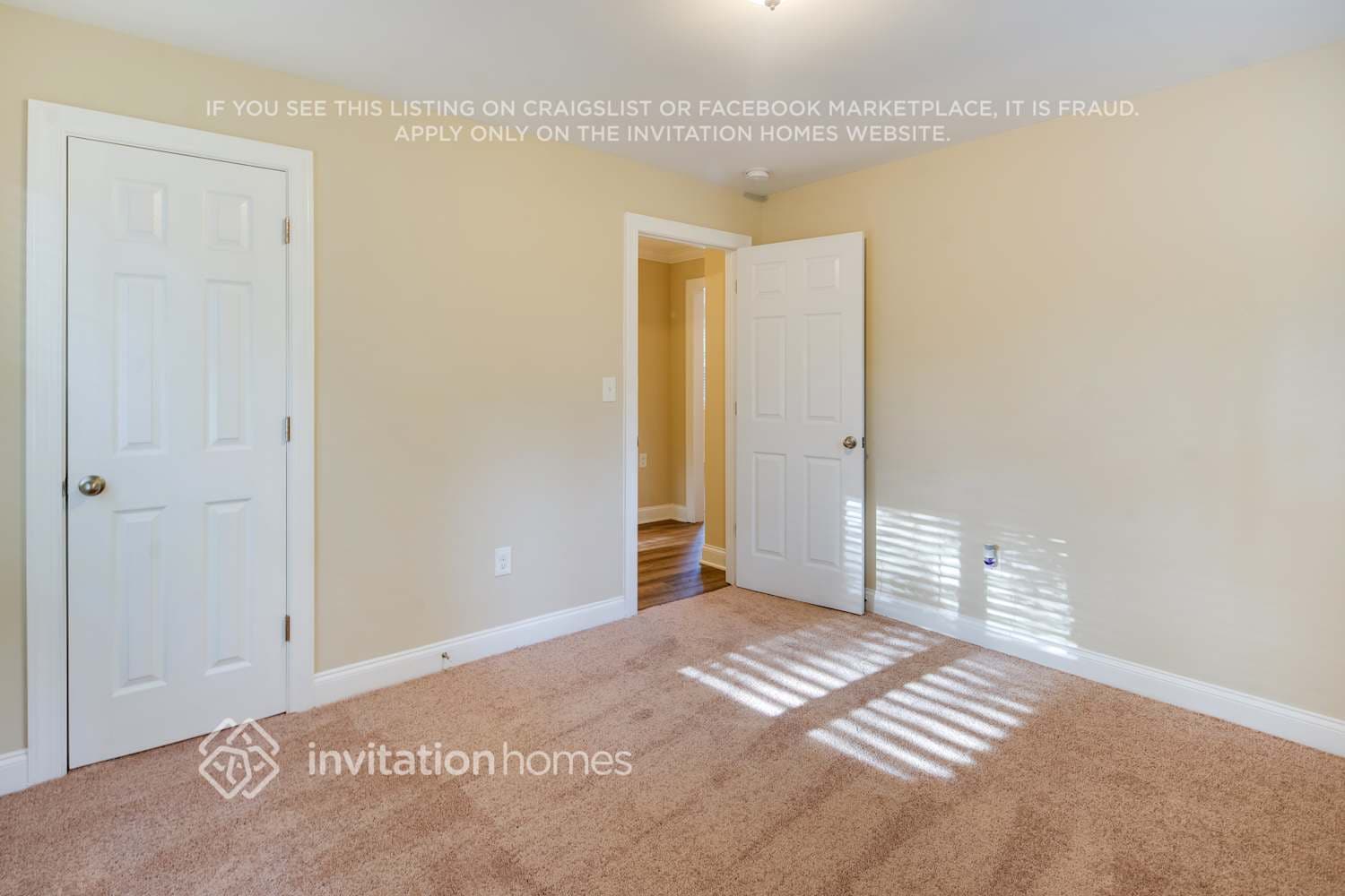 Building Photo - 1517 Lasalle St