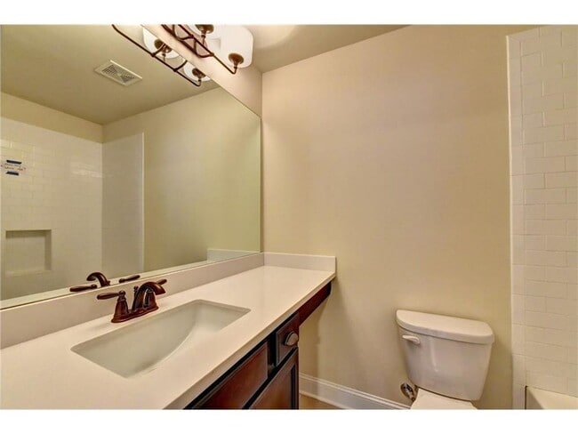 Building Photo - 5239 Cresslyn Rdg