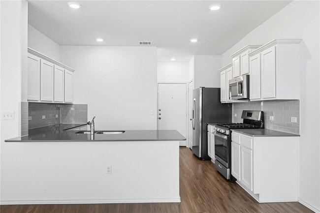 Building Photo - 7317 Spotted Leaf Wy