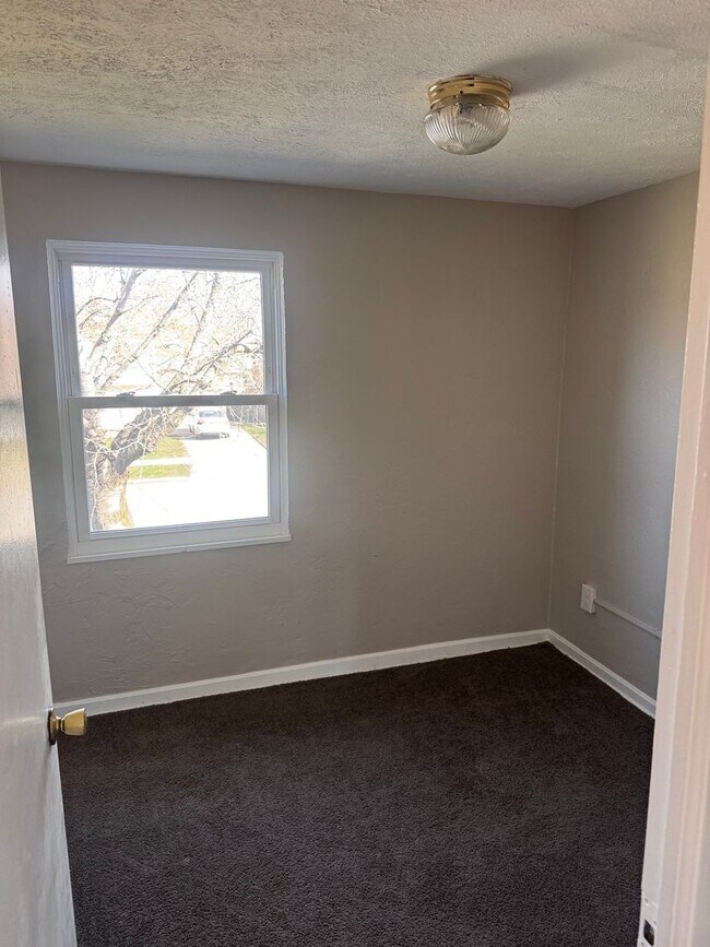 Building Photo - 20170 Priday Ave