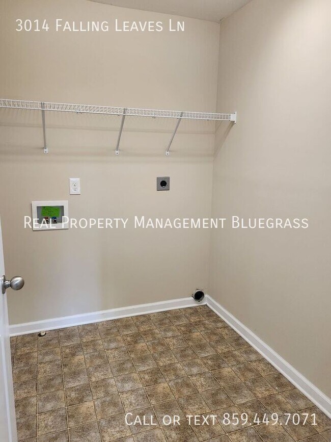 Building Photo - 3014 Falling Leaves Lane