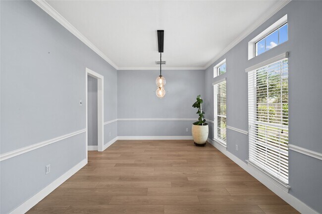 Building Photo - 3006 Brooks Ct