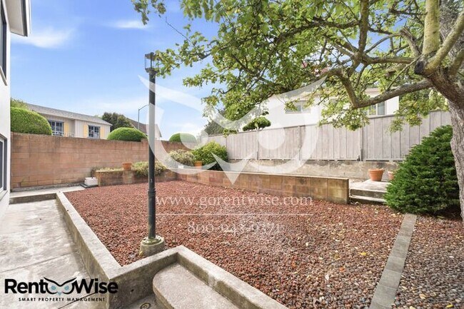 Building Photo - 1 Marview Way