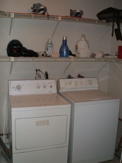 Building Photo - Willowbend 2BR 2BA, 1CGar