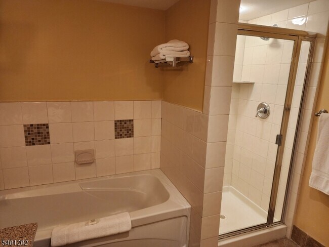 Building Photo - 200 NJ-94