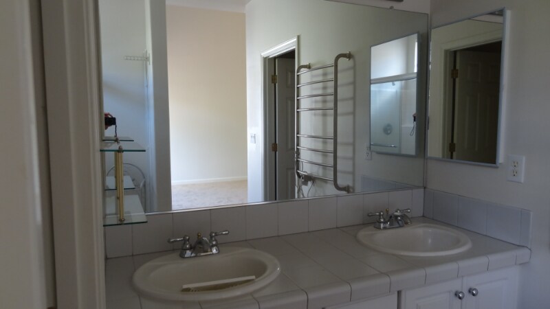 Building Photo - 17904 SE 13th St