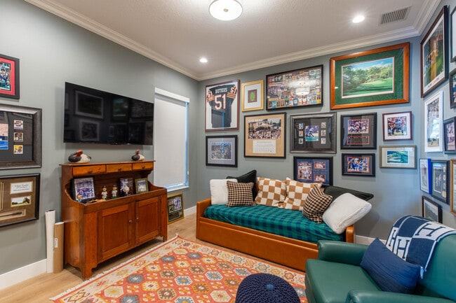 Building Photo - 8217 Xanthus Ln