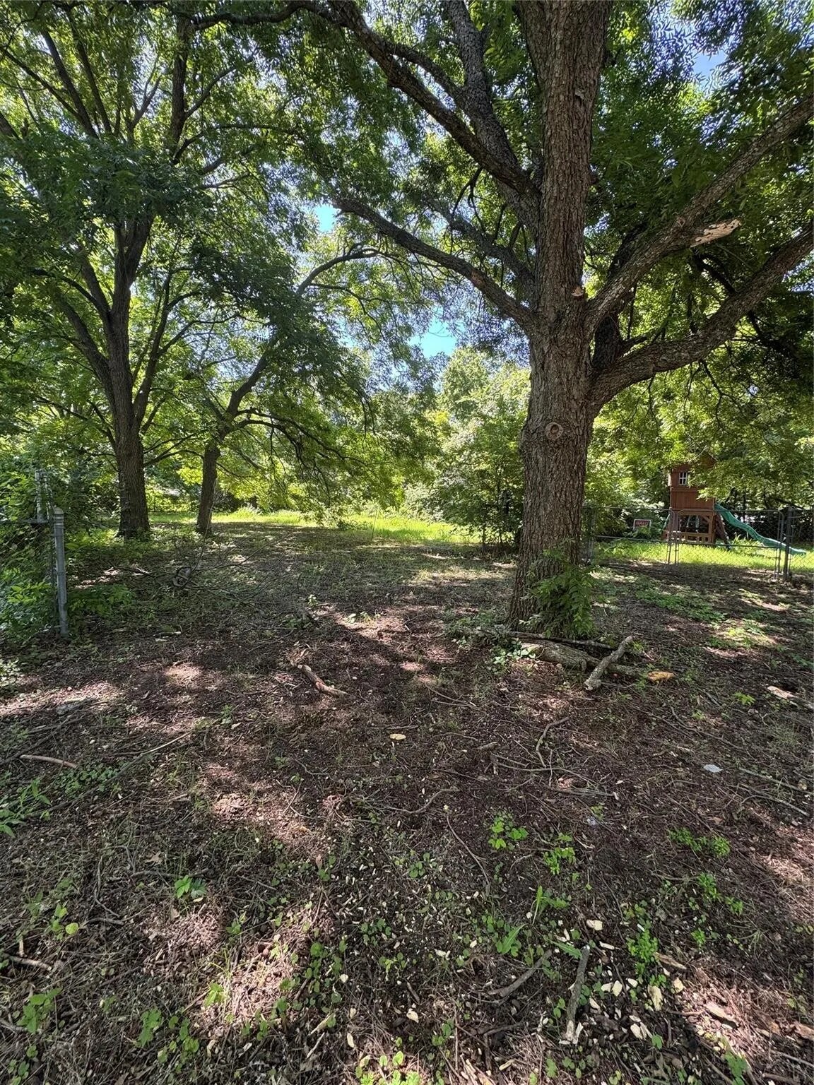 Building Photo - 728 Hilltop Cir