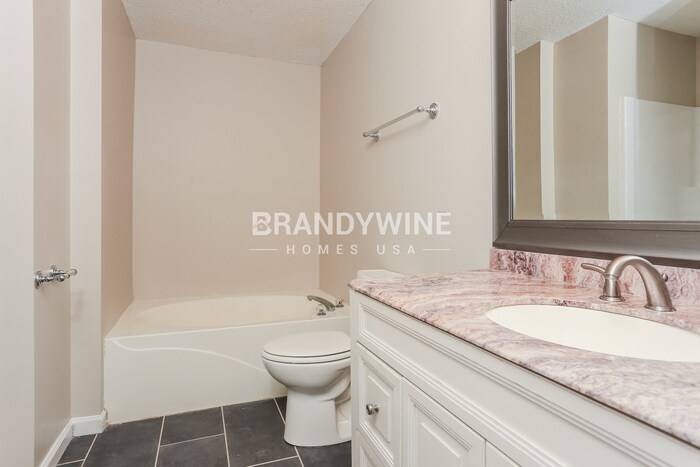 Building Photo - 5862 Waggoner Ct