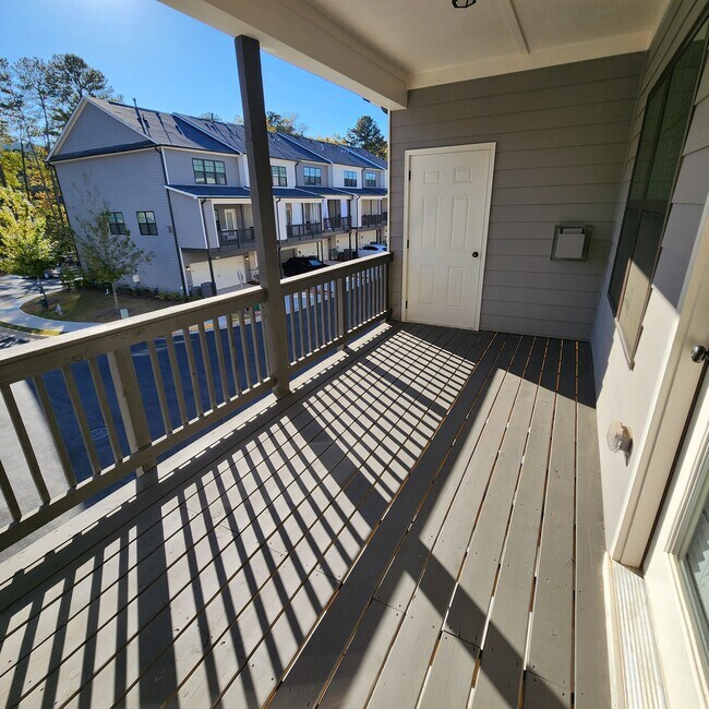 Building Photo - 419 Stovall Pl