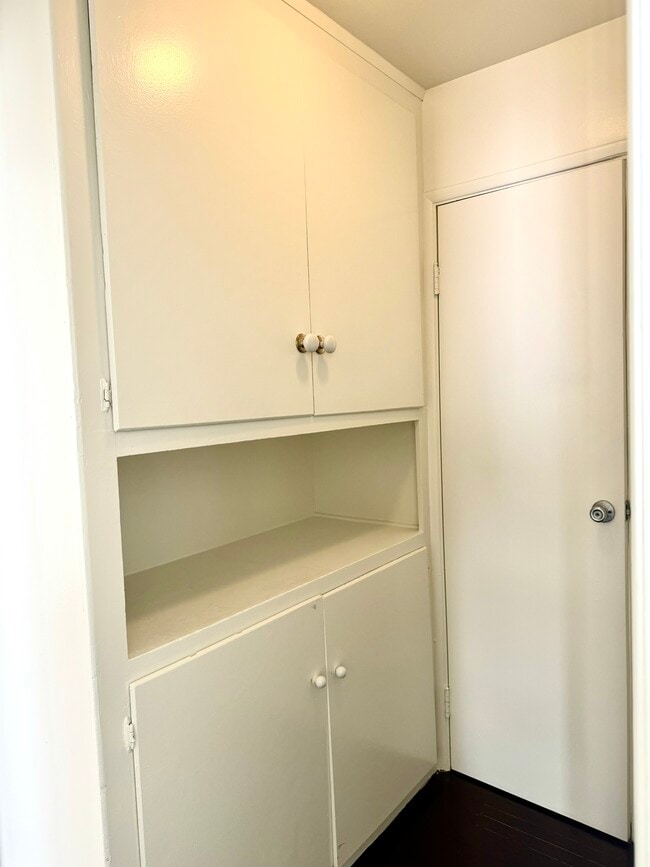 Building Photo - 13429 Beach Ave