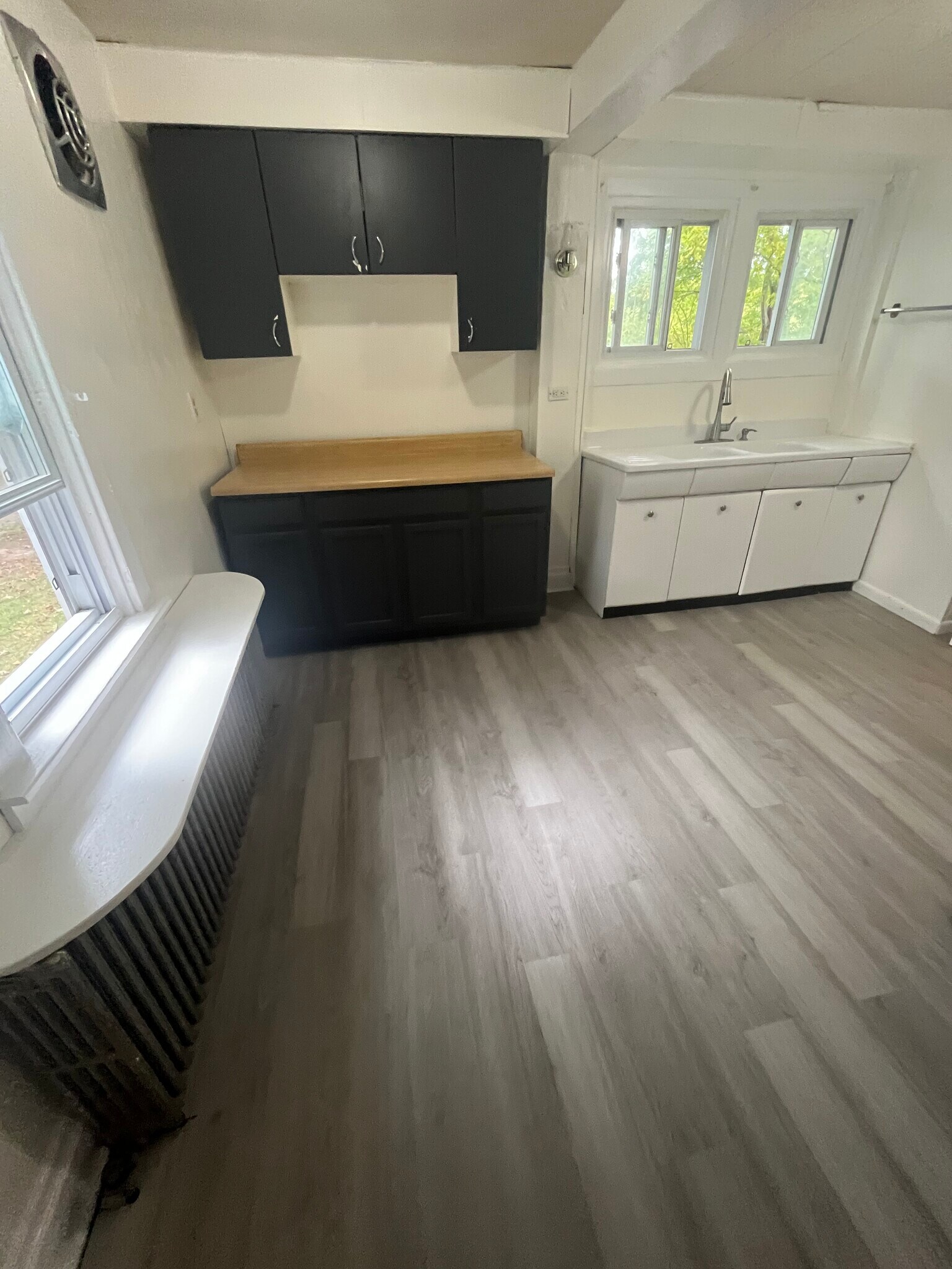 Building Photo - 485 Hillside Ave