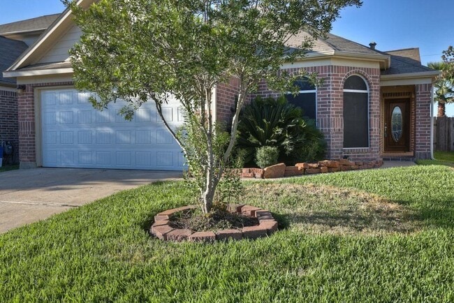 Building Photo - 18530 Alemarble Oak St