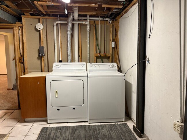Building Photo - Available July 15th - West Fargo