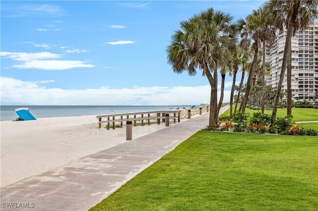 Building Photo - 4041 Gulf Shore Blvd N