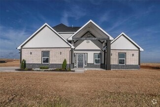 Building Photo - 4715 White Tail Ct