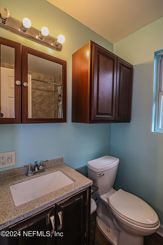 Building Photo - 6503 Ector Rd