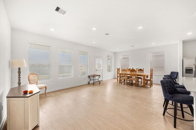 Building Photo - 16507 Mesquite Fld Dr