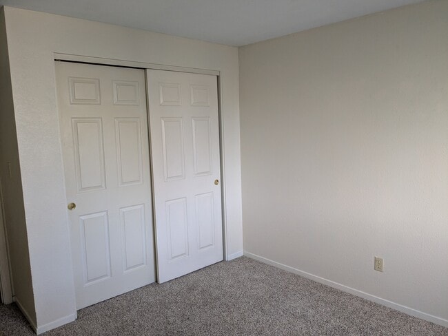 Building Photo - 2111 California St