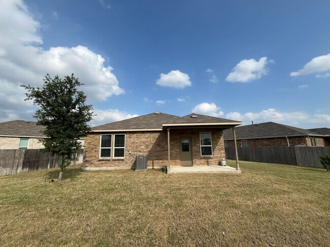 Building Photo - 12146 Matador Ranch