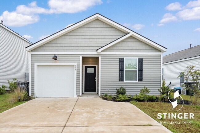 Building Photo - 548 Hideaway St