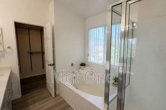 Building Photo - 797 Atlantic Dr