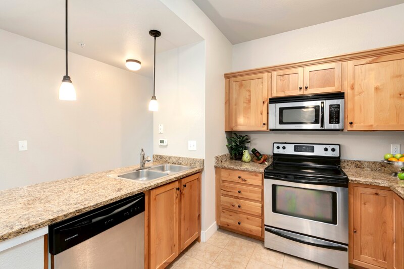 Building Photo - 2445 Windrow Dr