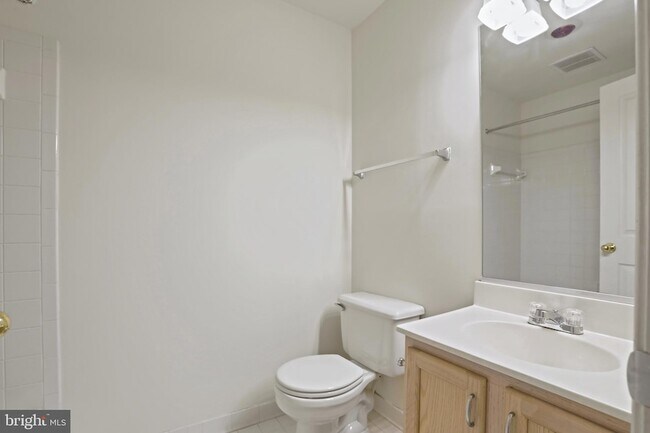 Building Photo - 4124 Monument Ct