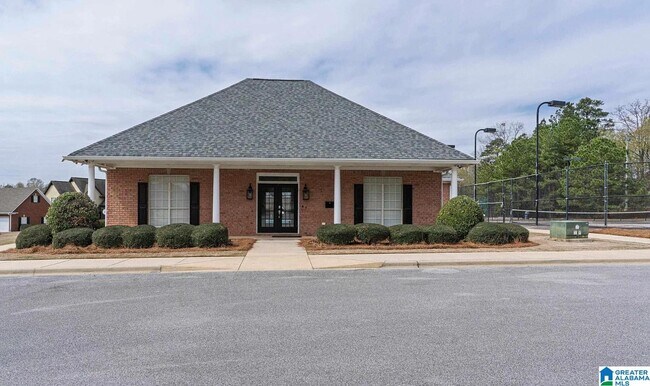 Building Photo - 115 Charlton Ln