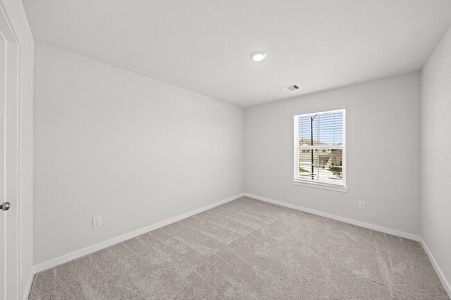 Building Photo - 4006 Crowning Ct