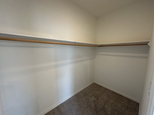 Building Photo - 3301 S Goldfield Rd