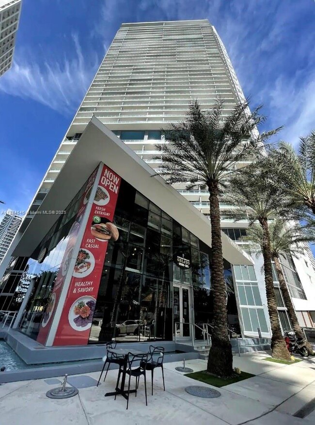 Building Photo - 1300 Brickell Ave