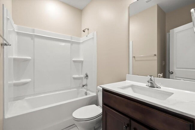 Building Photo - 2433 Chinkapin Ct