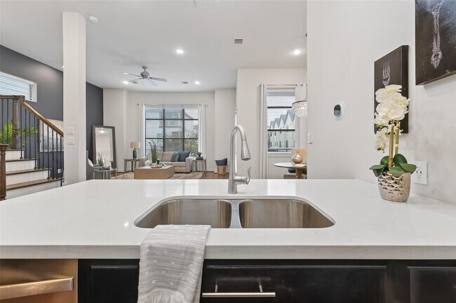 Building Photo - 1508 Beall St