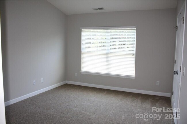 Building Photo - 13316 Calloway Glen Dr