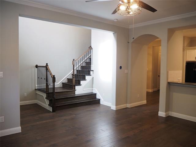 Building Photo - 4129 S Broadway Ave